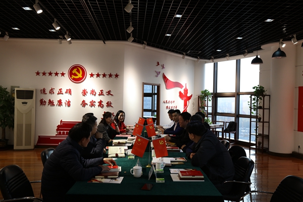 山東省房地產(chǎn)商會在山東三箭集團 召開“不忘初心、牢記使命”主題教育工作會議
